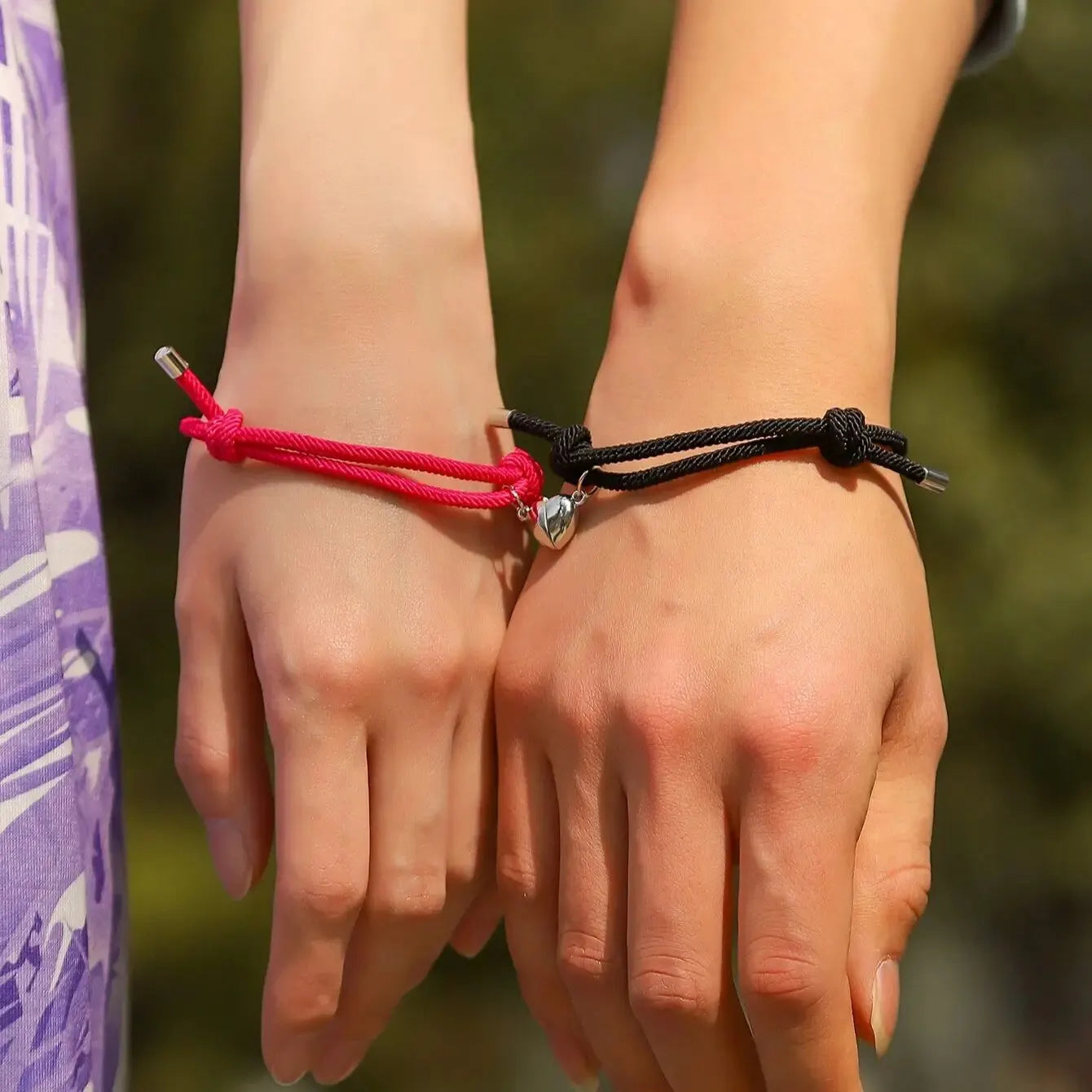 2 Pice Color Black White Hand Rope Love Magnetic Couple Good Friend